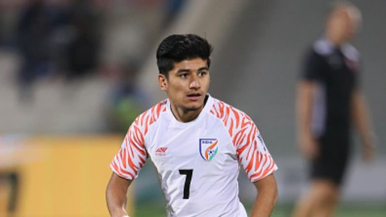 ലോകകപ്പ് യോഗ്യതാ റൗണ്ട്: ഇന്ത്യന്‍ മധ്യനിര താരം അനിരുദ്ധ് ഥാപ്പയ്‌ക്ക് കൊവിഡ്