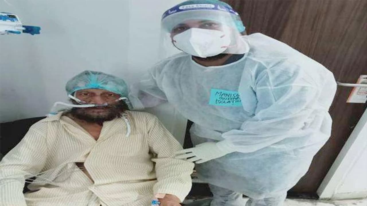 Milkha Singh Health Update: कोरोना के बाद सामने आई फ्लाइंग सिख की फोटो, तस्वीर में पहचानना हुआ मुश्किल Milkha Singh Health Update: कोरोना के बाद सामने आई फ्लाइंग सिख की फोटो, तस्वीर में पहचानना हुआ मुश्किल