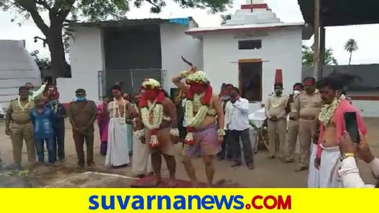 ಹುಲಿಗೆಮ್ಮ ದೇವಿ ಜಾತ್ರೆ: ಕೊಪ್ಪಳ ಜಿಲ್ಲಾಡಳಿತದಿಂದಲೇ ಕೋವಿಡ್‌ ನಿಯಮ ಉಲ್ಲಂಘನೆ?