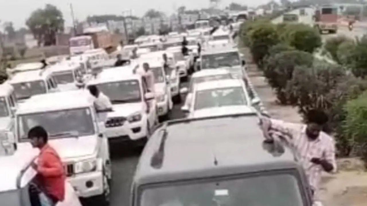 Delhi సర్కార్ సంచలన నిర్ణయం.. జనవరి 1 నుంచి ఆ వాహనాల రిజిస్ట్రేషన్ రద్దు Delhi సర్కార్ సంచలన నిర్ణయం.. జనవరి 1 నుంచి ఆ వాహనాల రిజిస్ట్రేషన్ రద్దు