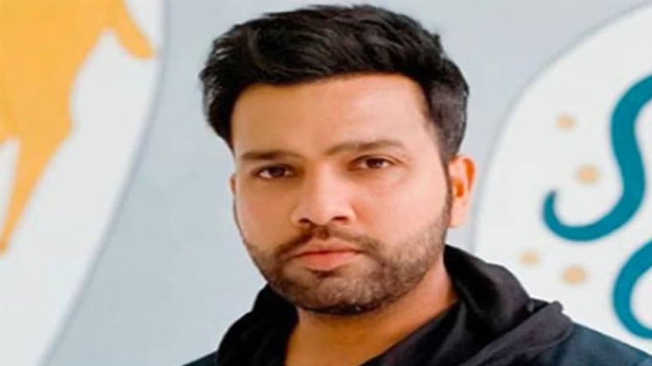 Rohit Sharma: নাচ শিখছেন রোহিত শর্মা, শিক্ষক কে জানেন, দেখুন ভাইরাল ভিডিও Rohit Sharma: নাচ শিখছেন রোহিত শর্মা, শিক্ষক কে জানেন, দেখুন ভাইরাল ভিডিও