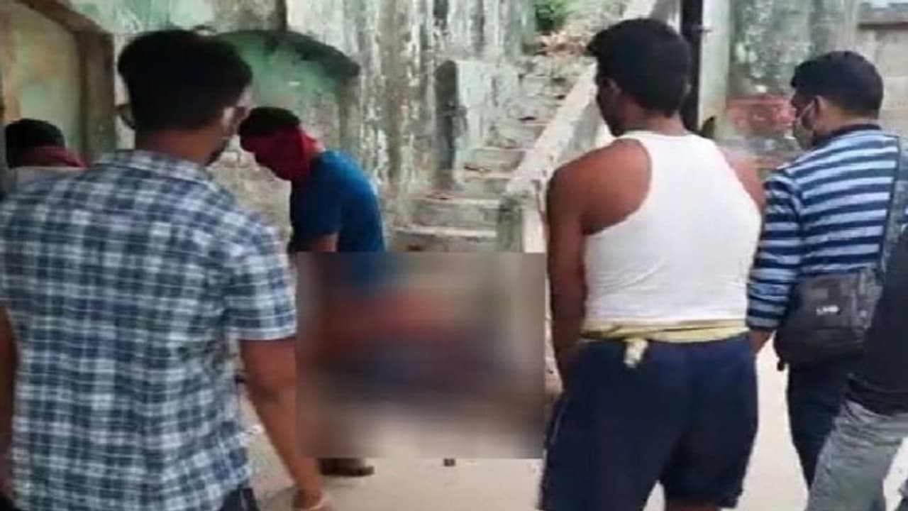 रिश्तों का कत्ल: छोटे भाई ने बड़े भाई भाभी के सीने पर दागीं गोलियां, पिता की बंदूक बनी वजह रिश्तों का कत्ल: छोटे भाई ने बड़े भाई भाभी के सीने पर दागीं गोलियां, पिता की बंदूक बनी वजह