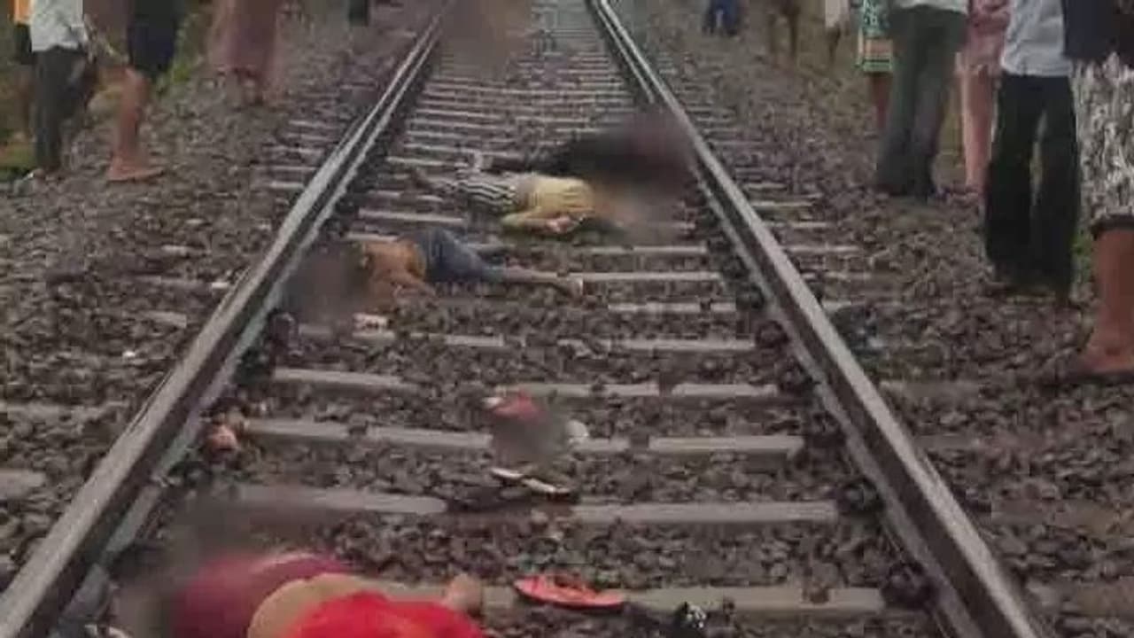 సత్తెనపల్లిలో విషాదం... ఇద్దరు బిడ్డలతో కలిసి తల్లి ఆత్మహత్య