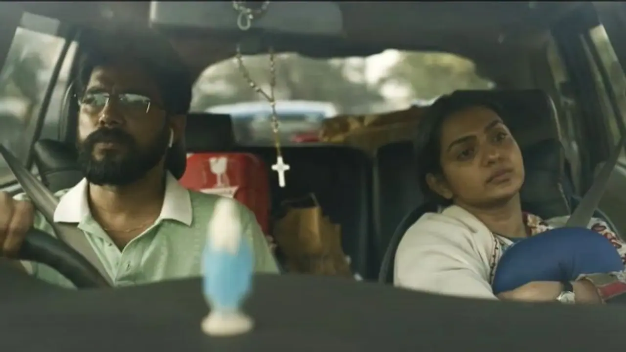 'ആര്ക്കറിയാം' വീഡിയോ സോംഗ് എത്തി; ടെലിവിഷന് പ്രീമിയര് വെള്ളിയാഴ്ച 'ആര്ക്കറിയാം' വീഡിയോ സോംഗ് എത്തി; ടെലിവിഷന് പ്രീമിയര് വെള്ളിയാഴ്ച