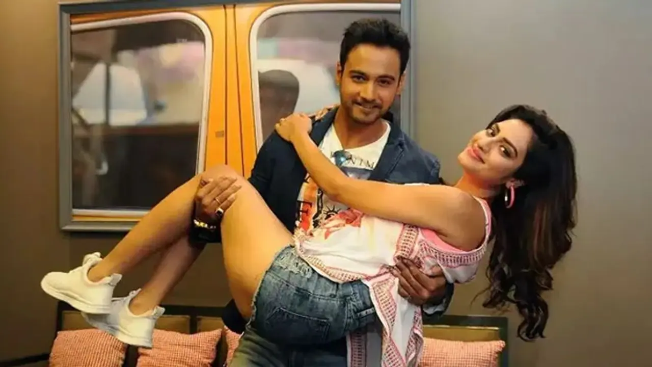 সপ্তাহের শেষে ট্রিপ, যশের সঙ্গেই রয়েছেন নুসরত, ছবি দেখে রায় গোয়েন্দা নেটমহলের সপ্তাহের শেষে ট্রিপ, যশের সঙ্গেই রয়েছেন নুসরত, ছবি দেখে রায় গোয়েন্দা নেটমহলের