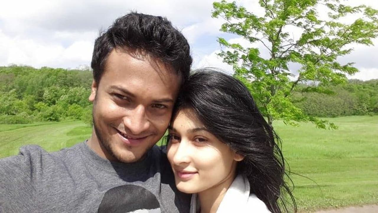 അമ്പയറോട് കയർത്ത് സ്റ്റംപ് ചവിട്ടിത്തെറിപ്പിച്ച സംഭവം, ഷാക്കിബിനെ വില്ലനാക്കുന്നുവെന്ന് ഭാര്യ അമ്പയറോട് കയർത്ത് സ്റ്റംപ് ചവിട്ടിത്തെറിപ്പിച്ച സംഭവം, ഷാക്കിബിനെ വില്ലനാക്കുന്നുവെന്ന് ഭാര്യ