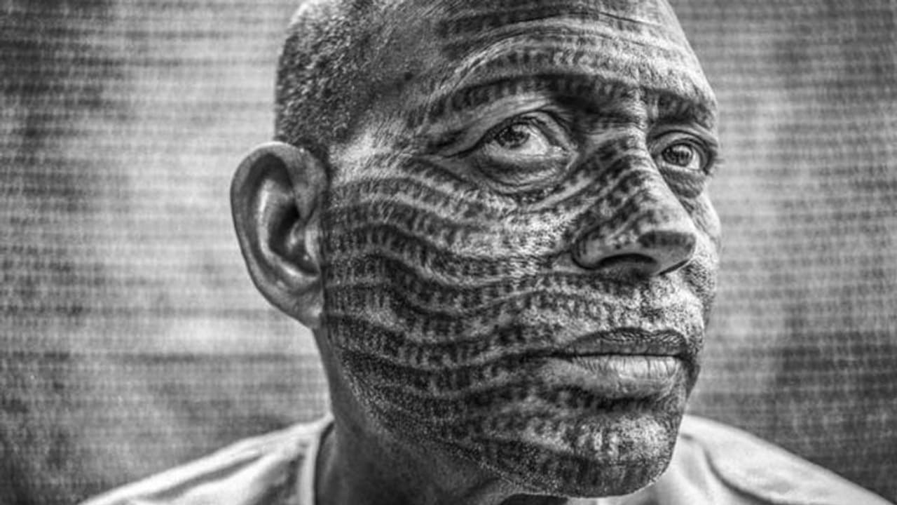 നാവിലും മുഖത്തും ശരീരമാകെയും ടാറ്റൂ; ശ്രീരാമനാമം പച്ചകുത്തുന്ന രാംനാമികള് നാവിലും മുഖത്തും ശരീരമാകെയും ടാറ്റൂ; ശ്രീരാമനാമം പച്ചകുത്തുന്ന രാംനാമികള്