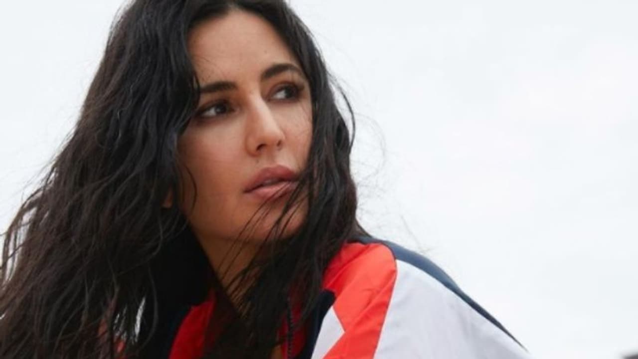 'പടിപടിയായി തിരിച്ചുവരാം', കൊവിഡ് മാറിക്കഴിഞ്ഞുള്ള വ്യായാമത്തെ കുറിച്ച് കത്രീന കൈഫ് 'പടിപടിയായി തിരിച്ചുവരാം', കൊവിഡ് മാറിക്കഴിഞ്ഞുള്ള വ്യായാമത്തെ കുറിച്ച് കത്രീന കൈഫ്