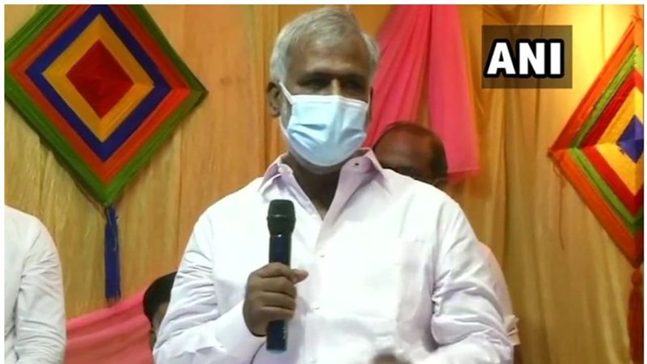 സ്ത്രീകളെ പൂജാരിമാരായി നിയമിക്കും; നിർണായക പ്രഖ്യാപനവുമായി തമിഴ്നാട് സർക്കാർ സ്ത്രീകളെ പൂജാരിമാരായി നിയമിക്കും; നിർണായക പ്രഖ്യാപനവുമായി തമിഴ്നാട് സർക്കാർ