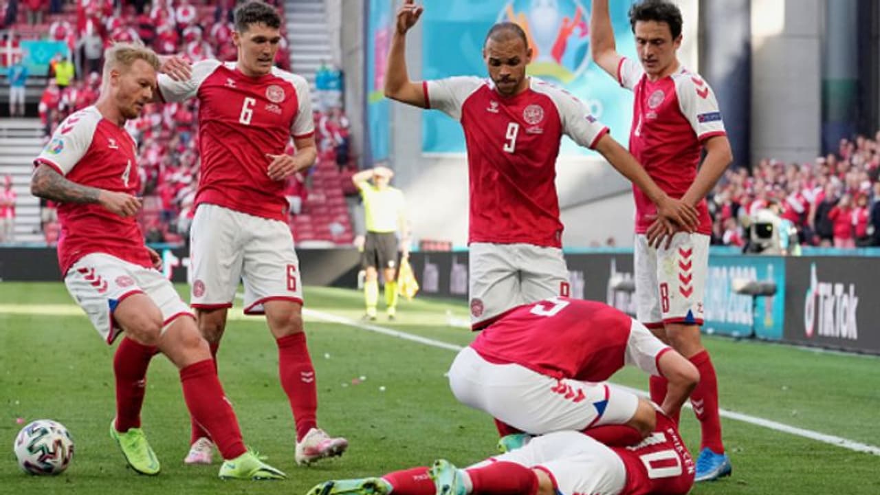 ইউরোতে অঘটন,মাঠেই সংজ্ঞা হারালেন ডেনমার্কের এরিকসন, এখন অবস্থা স্থিতিশীল