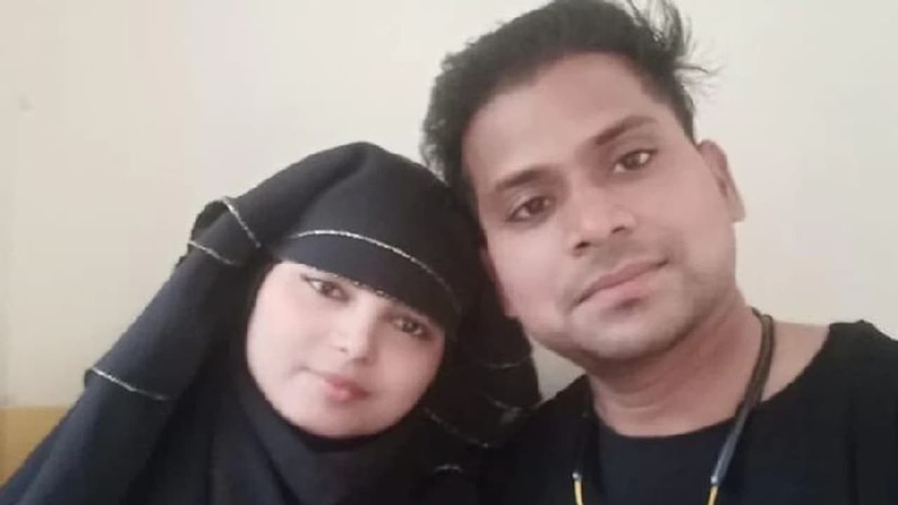 17 मई को लव मैरिज..14 दिन बाद पत्नी की मौत, अब पति ने कब्र से निकलवाया बीवी का शव... 17 मई को लव मैरिज..14 दिन बाद पत्नी की मौत, अब पति ने कब्र से निकलवाया बीवी का शव...