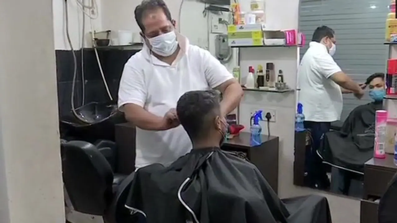 Tamil Nadu govt relaxes lockdown norms; tea stalls, salons to open following COVID protocols Tamil Nadu govt relaxes lockdown norms; tea stalls, salons to open following COVID protocols