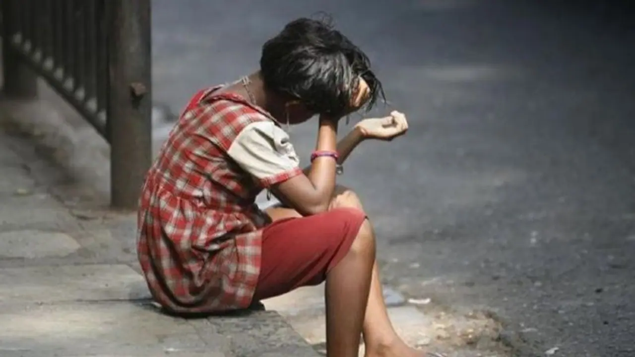 नागपुर में स्कूल के टॉयलेट में 7 साल की बच्ची से किया रेप, मासूम चीखी तो हैवान दबाने लगा गला नागपुर में स्कूल के टॉयलेट में 7 साल की बच्ची से किया रेप, मासूम चीखी तो हैवान दबाने लगा गला