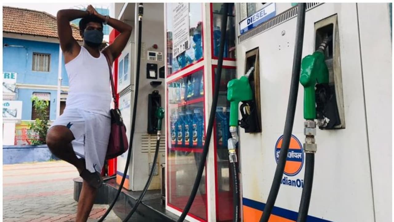 ಪೆಟ್ರೋಲ್‌ 35, ಡೀಸೆಲ್‌ 16 ಪೈಸೆ ಏರಿಕೆ: ಮತ್ತಷ್ಟು ಕಡೆ 100 ರು ದಾಟಿದ ದರ!