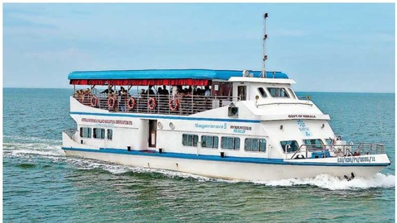 నేటి నుంచి సాగర్, శ్రీశైలం మధ్య లాంచీ ప్రయాణం... నేటి నుంచి సాగర్, శ్రీశైలం మధ్య లాంచీ ప్రయాణం...