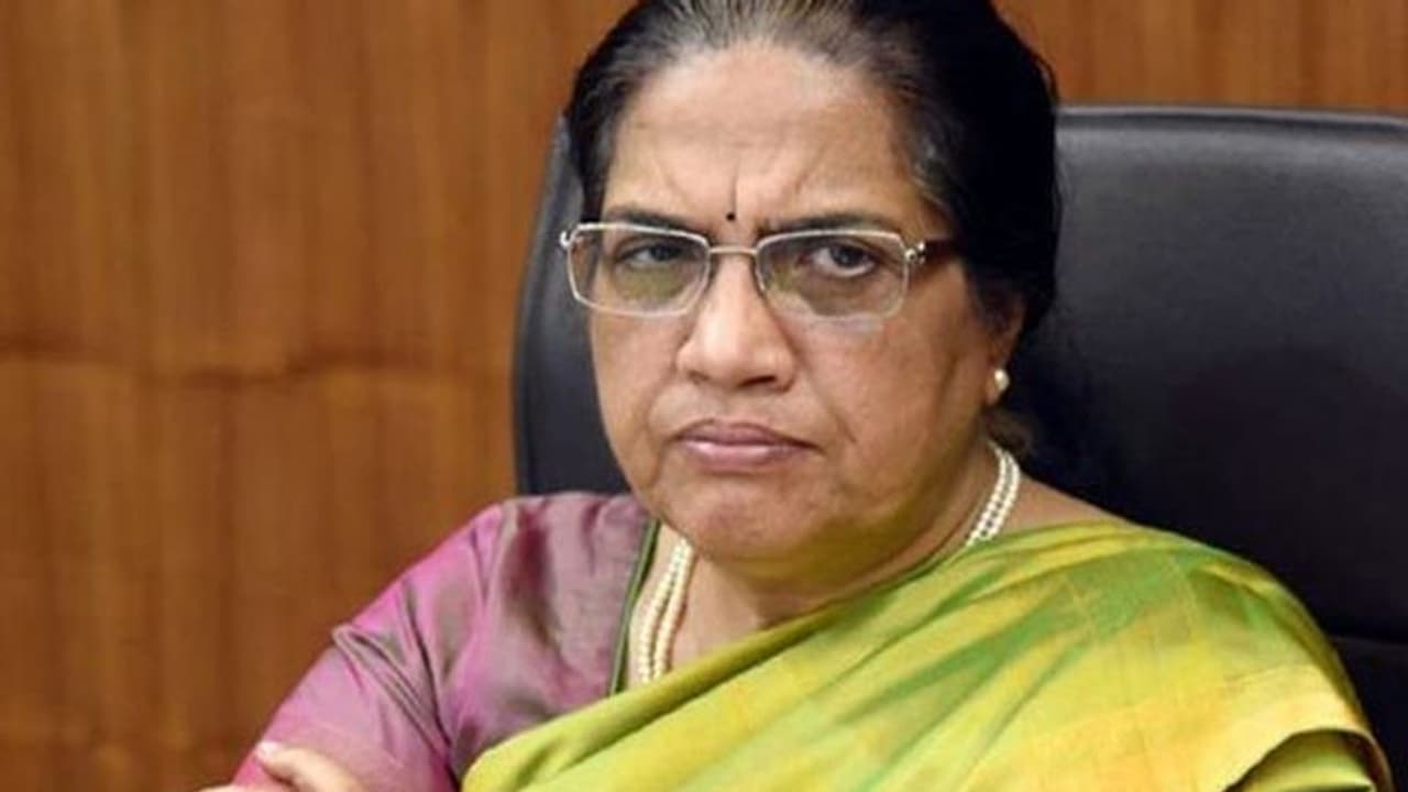 ఎస్ఈసీగా నీలం సాహ్ని : పిటిషన్ ఉపసంహరణ.. ! ఎస్ఈసీగా నీలం సాహ్ని : పిటిషన్ ఉపసంహరణ.. !