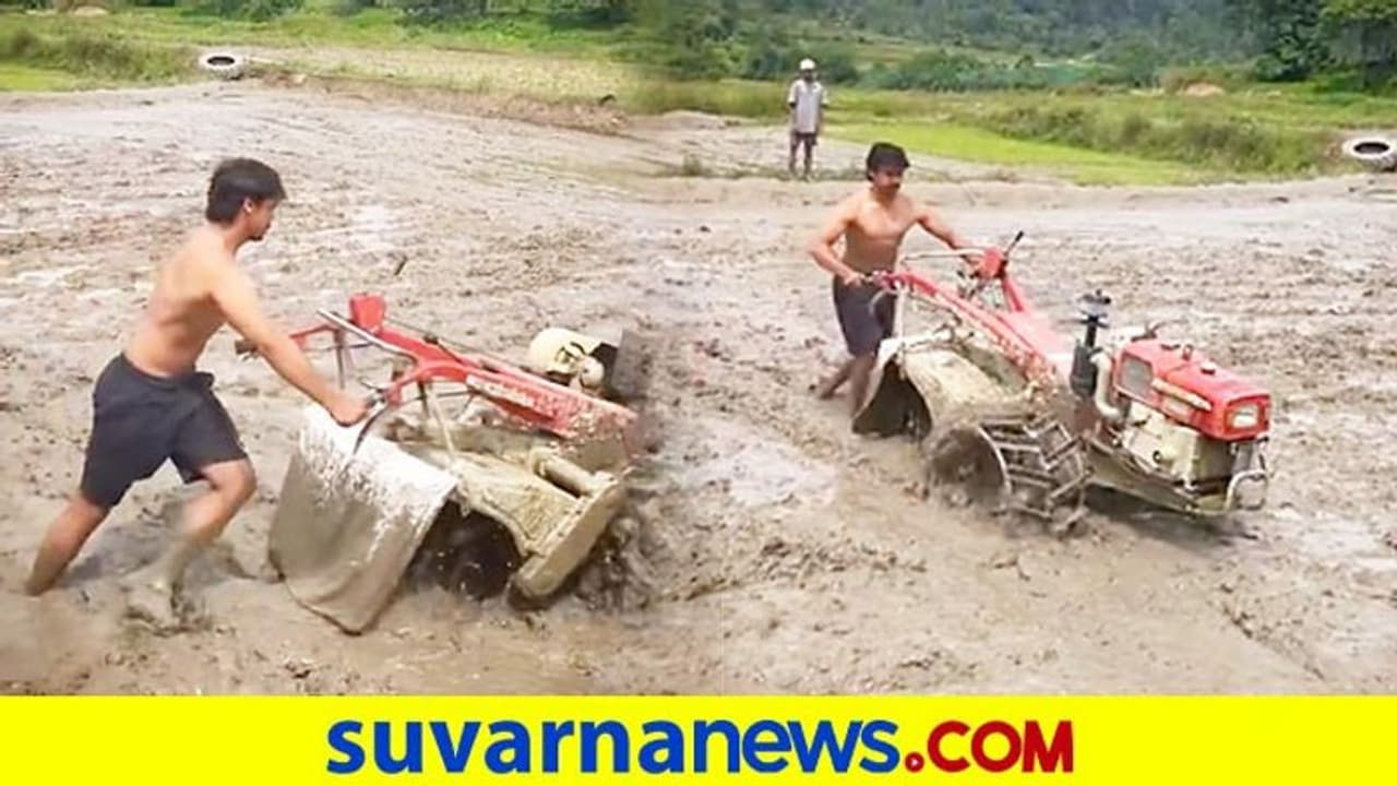 ಹುಟ್ಟೂರಿನಲ್ಲಿ ರೈತನಾಗುತ್ತಿರುವ ಬಿಗ್ ಬಾಸ್ ಸ್ಪರ್ಧಿ ಕಿಶನ್ ಬಿಲಾಗಲಿ! ಹುಟ್ಟೂರಿನಲ್ಲಿ ರೈತನಾಗುತ್ತಿರುವ ಬಿಗ್ ಬಾಸ್ ಸ್ಪರ್ಧಿ ಕಿಶನ್ ಬಿಲಾಗಲಿ!