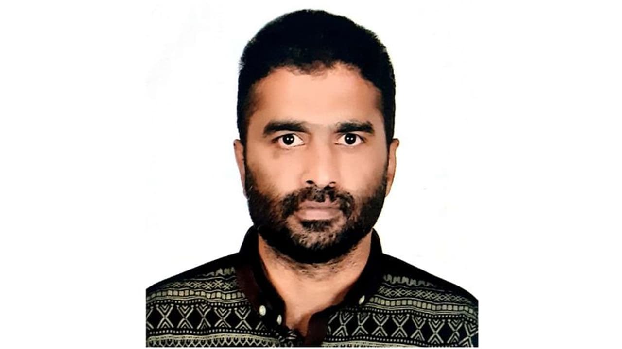 സൗദിയില് മലയാളി യുവാവ് കുത്തേറ്റ് മരിച്ചത് വിവാഹ സ്വപ്നവുമായി നാട്ടിലേക്ക് മടങ്ങാന് തയ്യാറെടുക്കുന്നതിനിടെ സൗദിയില് മലയാളി യുവാവ് കുത്തേറ്റ് മരിച്ചത് വിവാഹ സ്വപ്നവുമായി നാട്ടിലേക്ക് മടങ്ങാന് തയ്യാറെടുക്കുന്നതിനിടെ