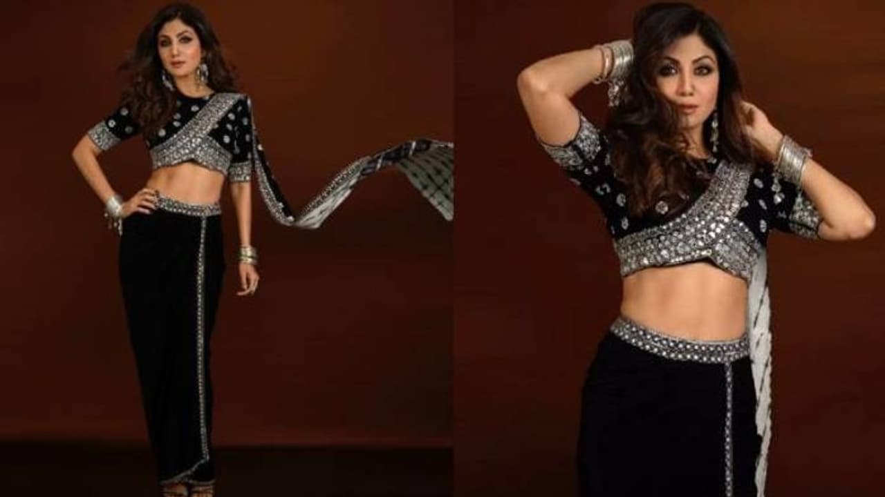 സാരി ഇങ്ങനെയും ധരിക്കാം; ഫാഷന് പരീക്ഷണവുമായി ശിൽപ ഷെട്ടി സാരി ഇങ്ങനെയും ധരിക്കാം; ഫാഷന് പരീക്ഷണവുമായി ശിൽപ ഷെട്ടി