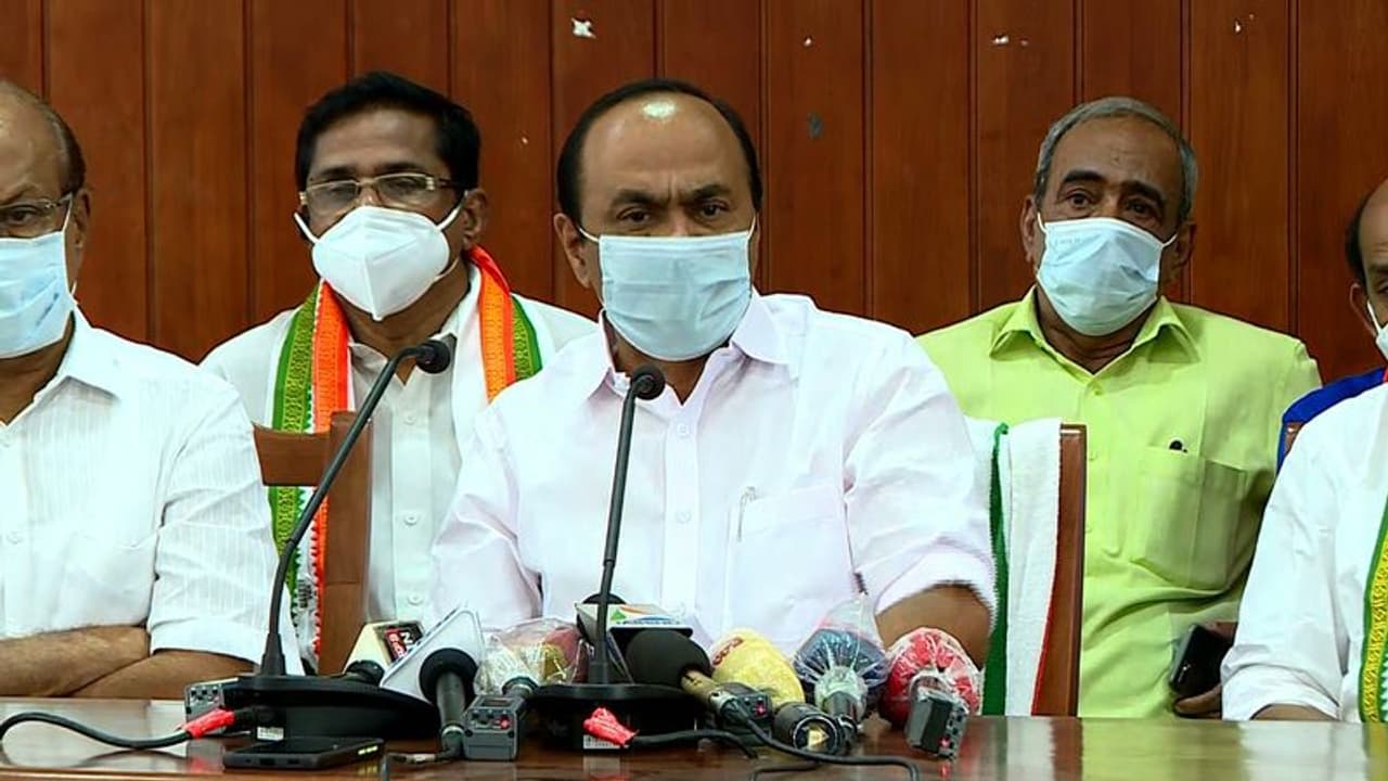 മരംകൊള്ള: മുഖ്യമന്ത്രിയും പ്രതിക്കൂട്ടിലെന്ന് വിഡി സതീശൻ, "ഹൈക്കോടതി മേൽനോട്ടത്തിൽ ജുഡീഷ്യൽ അന്വേഷണം വേണം" മരംകൊള്ള: മുഖ്യമന്ത്രിയും പ്രതിക്കൂട്ടിലെന്ന് വിഡി സതീശൻ, "ഹൈക്കോടതി മേൽനോട്ടത്തിൽ ജുഡീഷ്യൽ അന്വേഷണം വേണം"