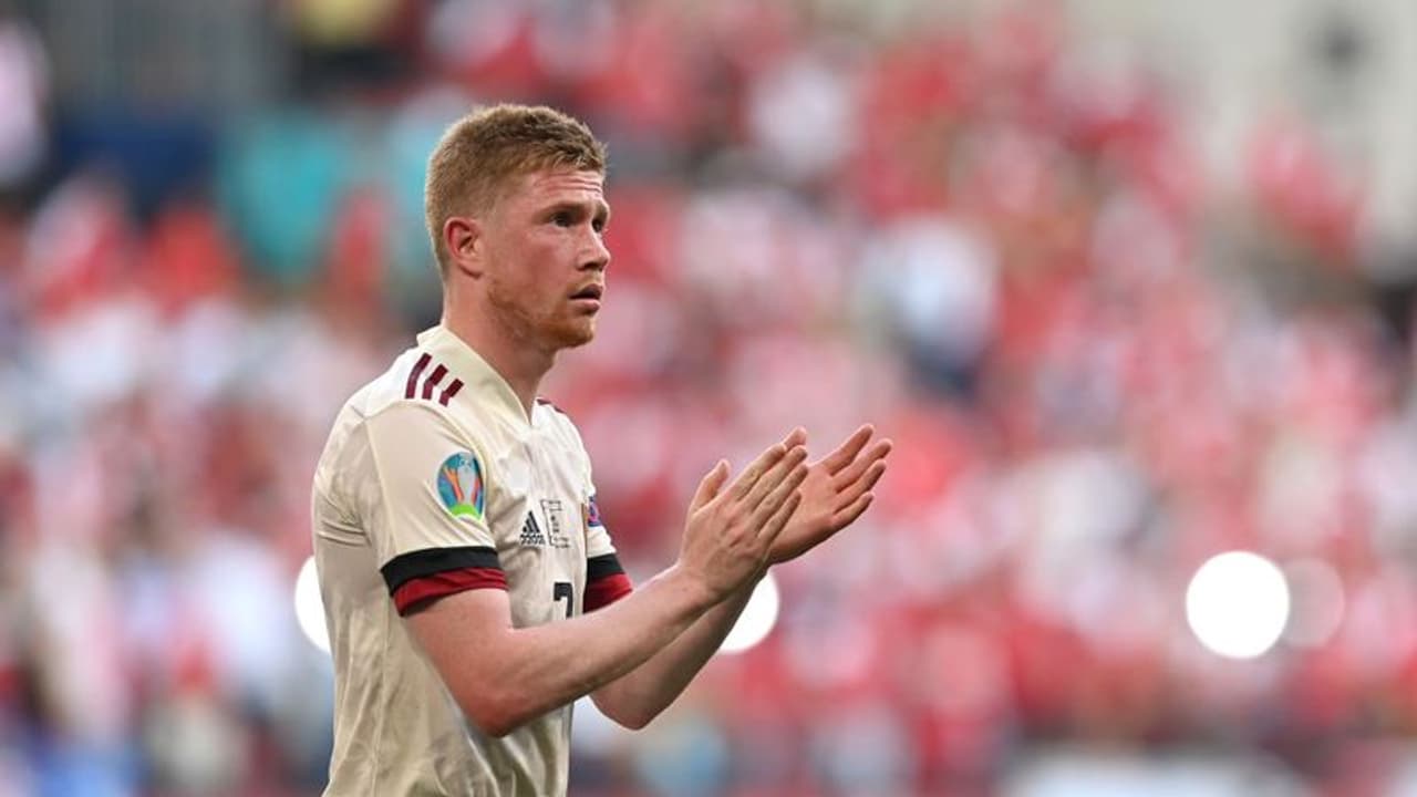 ഡി ബ്രൂയിന്, ജോര്ജീഞ്ഞോ, കാന്റെ; പ്ലെയര് ഓഫ് ദ ഇയര് പുരസ്കാര പട്ടിക യുവേഫ പുറത്തുവിട്ടു ഡി ബ്രൂയിന്, ജോര്ജീഞ്ഞോ, കാന്റെ; പ്ലെയര് ഓഫ് ദ ഇയര് പുരസ്കാര പട്ടിക യുവേഫ പുറത്തുവിട്ടു