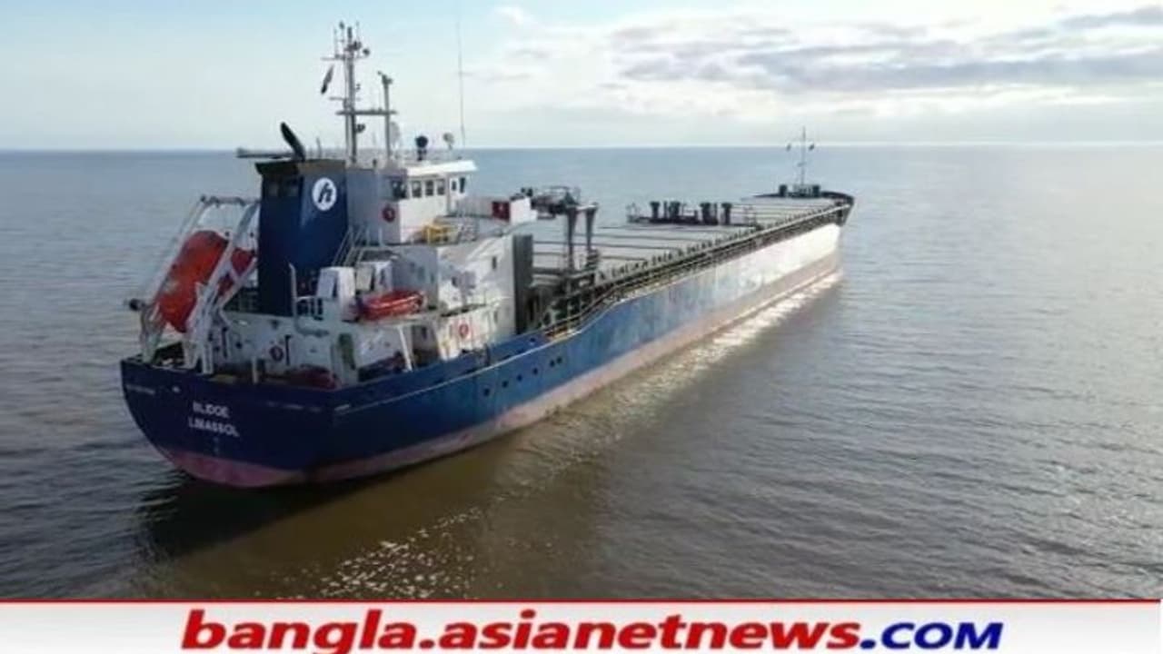 হলদিয়া আসার পথে পর্তুগিজ জাহাজের ট্যাঙ্কে ফুটো, বঙ্গোপসাগরে তেল ছড়িয়ে বাড়ল উদ্বেগ