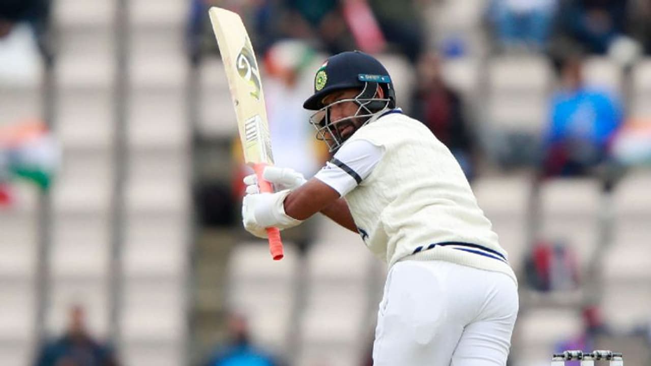 ఛతేశ్వర్ పూజారా ఇజ్ బ్యాక్... కౌంటీ ఛాంపియన్షిప్లో సెంచరీ చేసి... ఛతేశ్వర్ పూజారా ఇజ్ బ్యాక్... కౌంటీ ఛాంపియన్షిప్లో సెంచరీ చేసి...