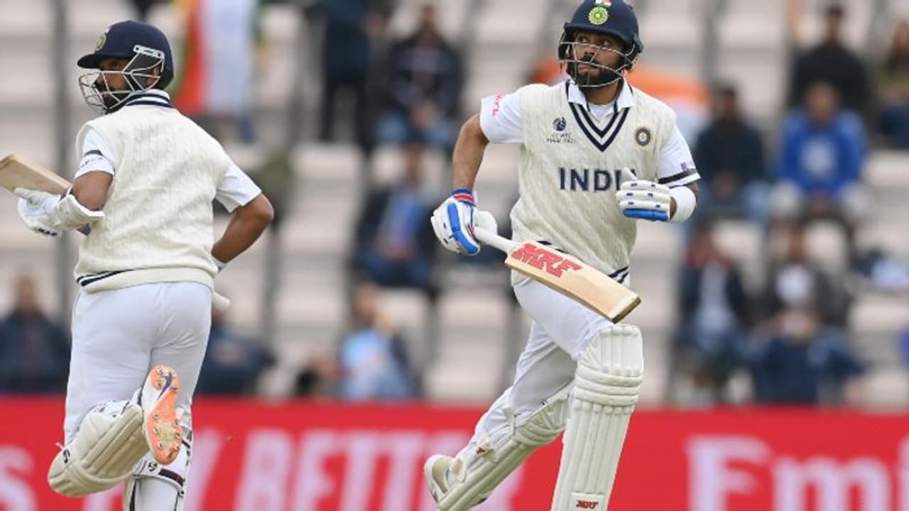 ಟೀಂ ಇಂಡಿಯಾ ಹೋರಾಟಕ್ಕೆ ಮಳೆ ಅಡ್ಡಿ; ನ್ಯೂಜಿಲೆಂಡ್ಗೆ 2ನೇ ದಿನದಾಟದ ಗೌರವ! ಟೀಂ ಇಂಡಿಯಾ ಹೋರಾಟಕ್ಕೆ ಮಳೆ ಅಡ್ಡಿ; ನ್ಯೂಜಿಲೆಂಡ್ಗೆ 2ನೇ ದಿನದಾಟದ ಗೌರವ!