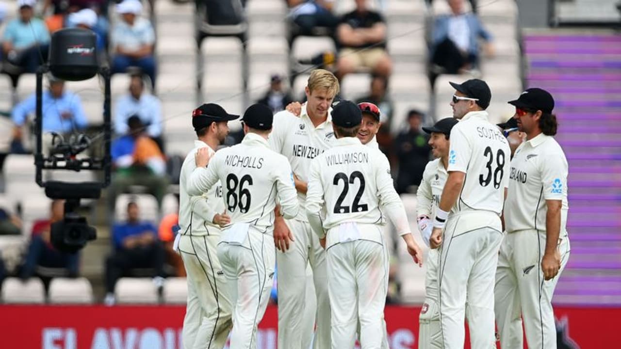 Ind vs NZ Test: ಟೀಂ ಇಂಡಿಯಾ ಎದುರಿನ ಟೆಸ್ಟ್ ಸರಣಿಗೆ ಬಲಿಷ್ಠ ನ್ಯೂಜಿಲೆಂಡ್ ತಂಡ ಪ್ರಕಟ Ind vs NZ Test: ಟೀಂ ಇಂಡಿಯಾ ಎದುರಿನ ಟೆಸ್ಟ್ ಸರಣಿಗೆ ಬಲಿಷ್ಠ ನ್ಯೂಜಿಲೆಂಡ್ ತಂಡ ಪ್ರಕಟ