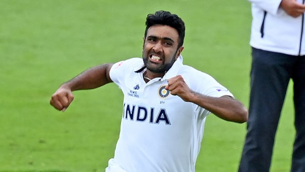 Ind vs Eng 4ನೇ ಟೆಸ್ಟ್‌ಗೂ ಅಶ್ವಿನ್‌ಗಿಲ್ಲ ಸ್ಥಾನ: ಆಯ್ಕೆ ಸಮಿತಿಗೆ ಬುದ್ದಿಯಿಲ್ಲ ಎಂದ ಇಂಗ್ಲೆಂಡ್‌ ಮಾಜಿ ನಾಯಕ..!