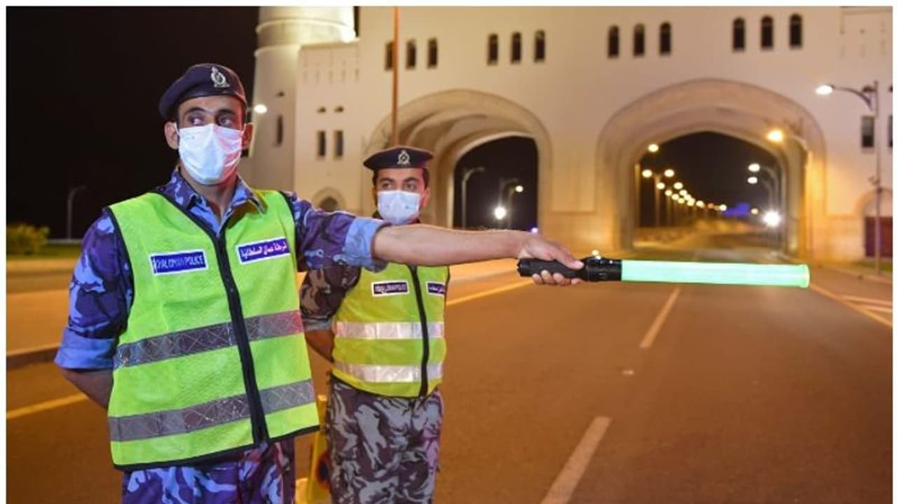 ഒമാനില് രാത്രി ലോക്ക്ഡൗണ് ആരംഭിച്ചു ഒമാനില് രാത്രി ലോക്ക്ഡൗണ് ആരംഭിച്ചു