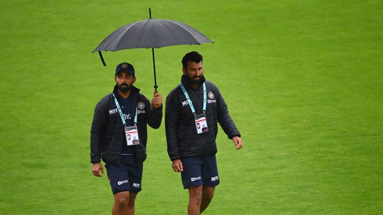 ലോക ടെസ്റ്റ് ചാമ്പ്യന്ഷിപ്പ് ഫൈനല്: സതാംപ്ടണില് മഴ തുടരുന്നു; രണ്ടാം സെഷനും നഷ്ടമായേക്കും ലോക ടെസ്റ്റ് ചാമ്പ്യന്ഷിപ്പ് ഫൈനല്: സതാംപ്ടണില് മഴ തുടരുന്നു; രണ്ടാം സെഷനും നഷ്ടമായേക്കും