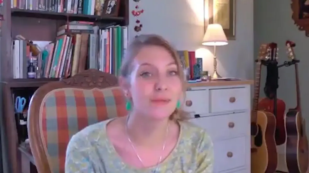 British artiste's version of Gulon Mein Rang Bhare impresses Anand Mahindra; watch viral video