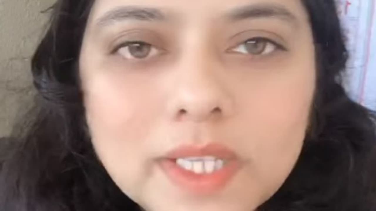 'ഇവന്റെയൊക്കെ പിള്ളേരെ നൊന്തുപ്രസവിക്കുമ്പോൾ നമുക്ക് ഇങ്ങോട്ട് സ്‍ത്രീധനം തരണം', വീഡിയോയുമായി പാര്‍വതി ഷോണ്‍