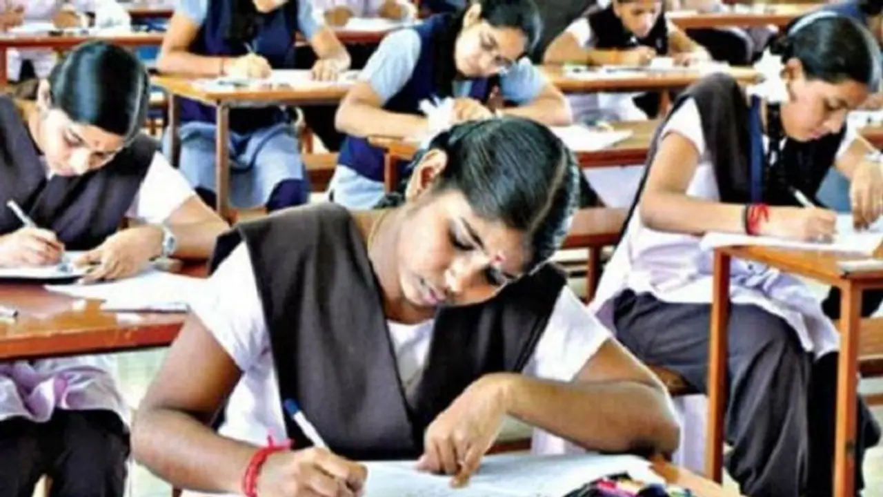 ಗುಡ್‌ನ್ಯೂಸ್: ಎಸ್​ಎಸ್​ಎಲ್​ಸಿ ಪರೀಕ್ಷಾ ಕೇಂದ್ರ ಆಯ್ಕೆಗೆ ವಿದ್ಯಾರ್ಥಿಗಳಿಗೆ ಅವಕಾಶ