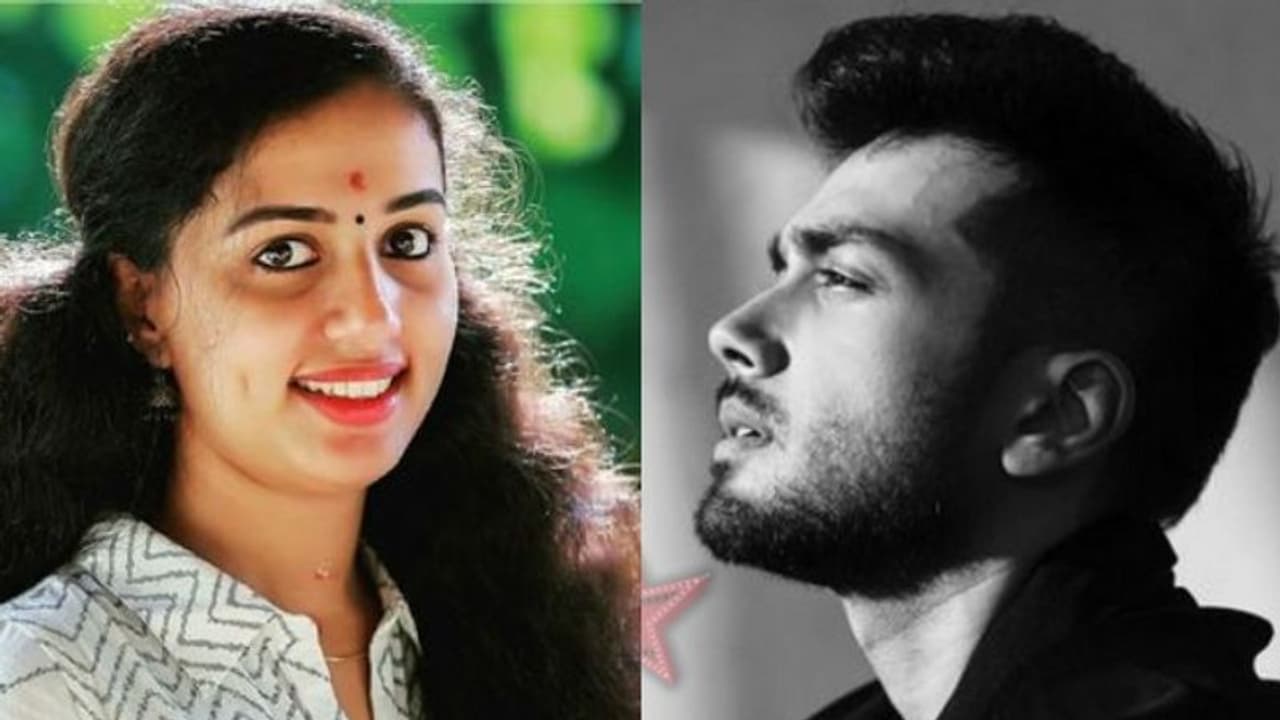 ‘മാപ്പ്, ആരും കേൾക്കാതെ പോയ ആ ശബ്ദത്തിന്'; വിസ്മയ എഴുതിയ കത്ത് കാളിദാസിന്റെ അടുത്തെത്തി ‘മാപ്പ്, ആരും കേൾക്കാതെ പോയ ആ ശബ്ദത്തിന്'; വിസ്മയ എഴുതിയ കത്ത് കാളിദാസിന്റെ അടുത്തെത്തി