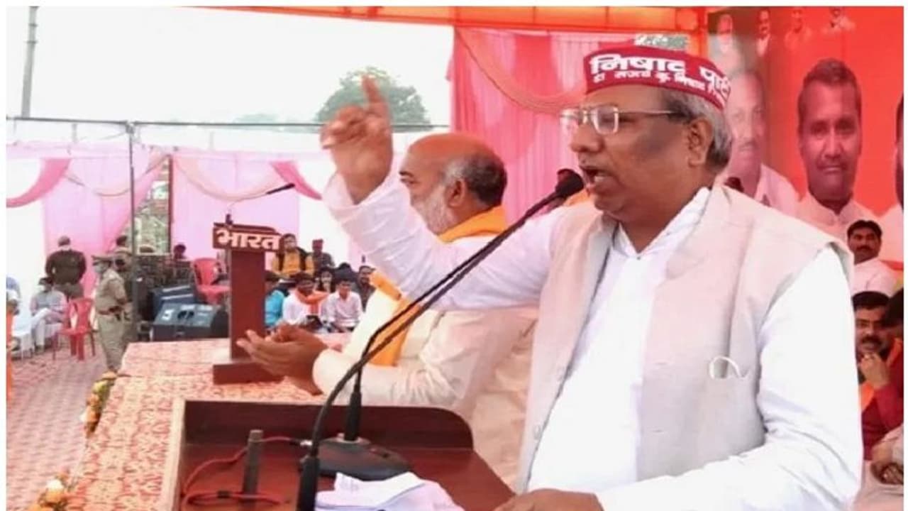 निषाद समुदाय की बढ़ी नाराजगी, आरक्षण के मुद्दे पर UP सरकार ने मांगा केंद्र से मार्गदर्शन