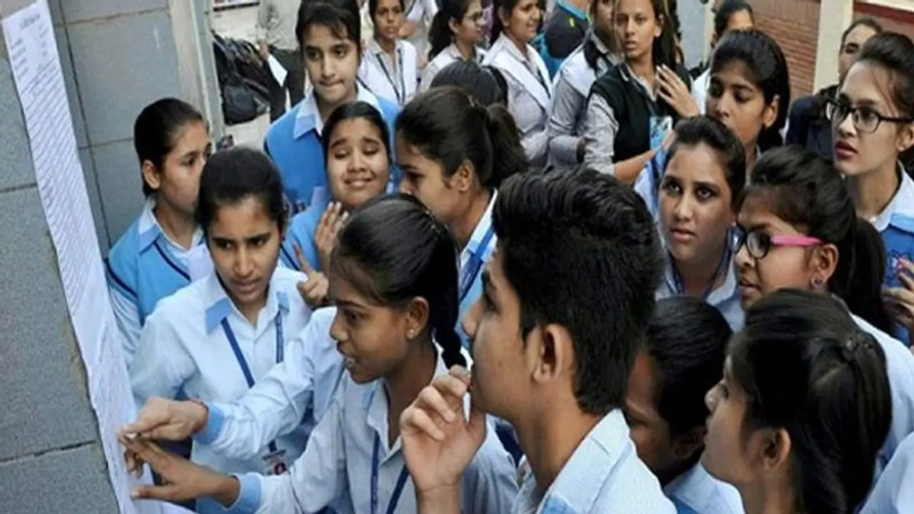 SSLC ವಿದ್ಯಾರ್ಥಿಗಳ ಪರೀಕ್ಷಾ ಕೊಠಡಿ ಮಾಹಿತಿಗೆ ಎಸ್ಎಂಎಸ್..! SSLC ವಿದ್ಯಾರ್ಥಿಗಳ ಪರೀಕ್ಷಾ ಕೊಠಡಿ ಮಾಹಿತಿಗೆ ಎಸ್ಎಂಎಸ್..!