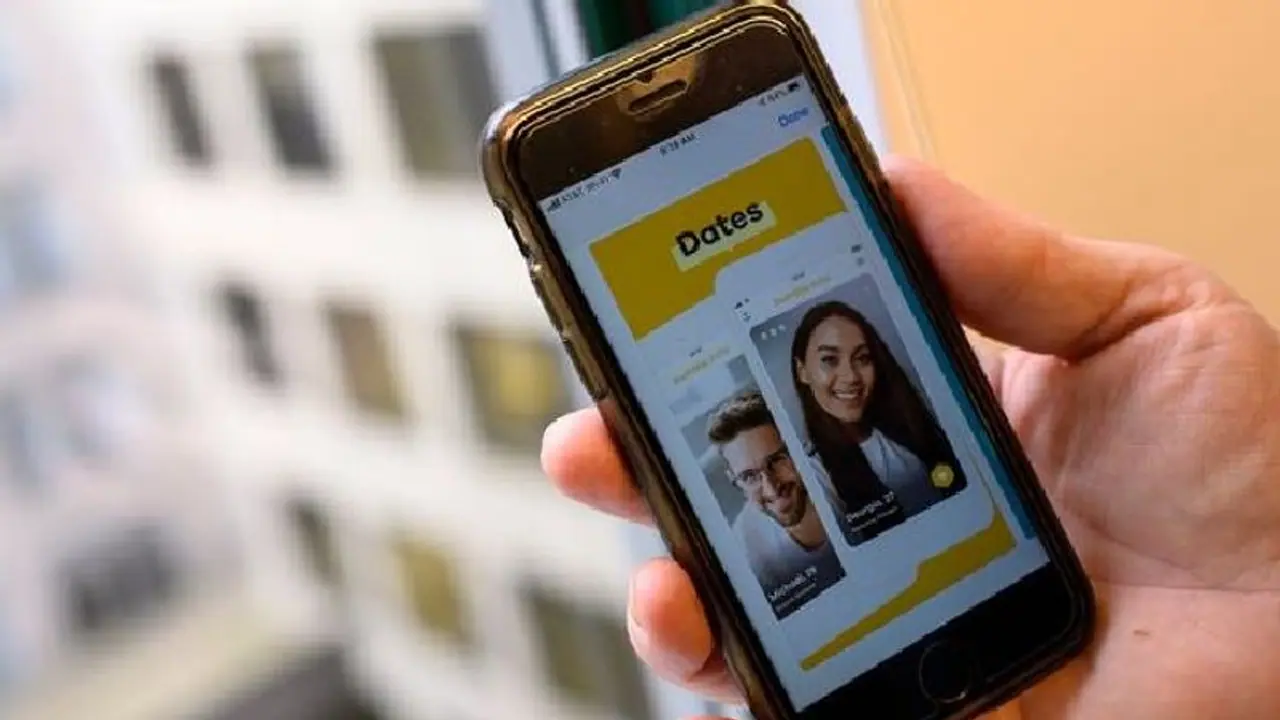 ജീവനക്കാര്ക്ക് മുഴുവന് ശമ്പളത്തോടെ ഒരാഴ്ച അവധി നല്കി ഡേറ്റിംഗ് ആപ്പ് കമ്പനി; കാരണം കൂടി അറിയൂ... ജീവനക്കാര്ക്ക് മുഴുവന് ശമ്പളത്തോടെ ഒരാഴ്ച അവധി നല്കി ഡേറ്റിംഗ് ആപ്പ് കമ്പനി; കാരണം കൂടി അറിയൂ...