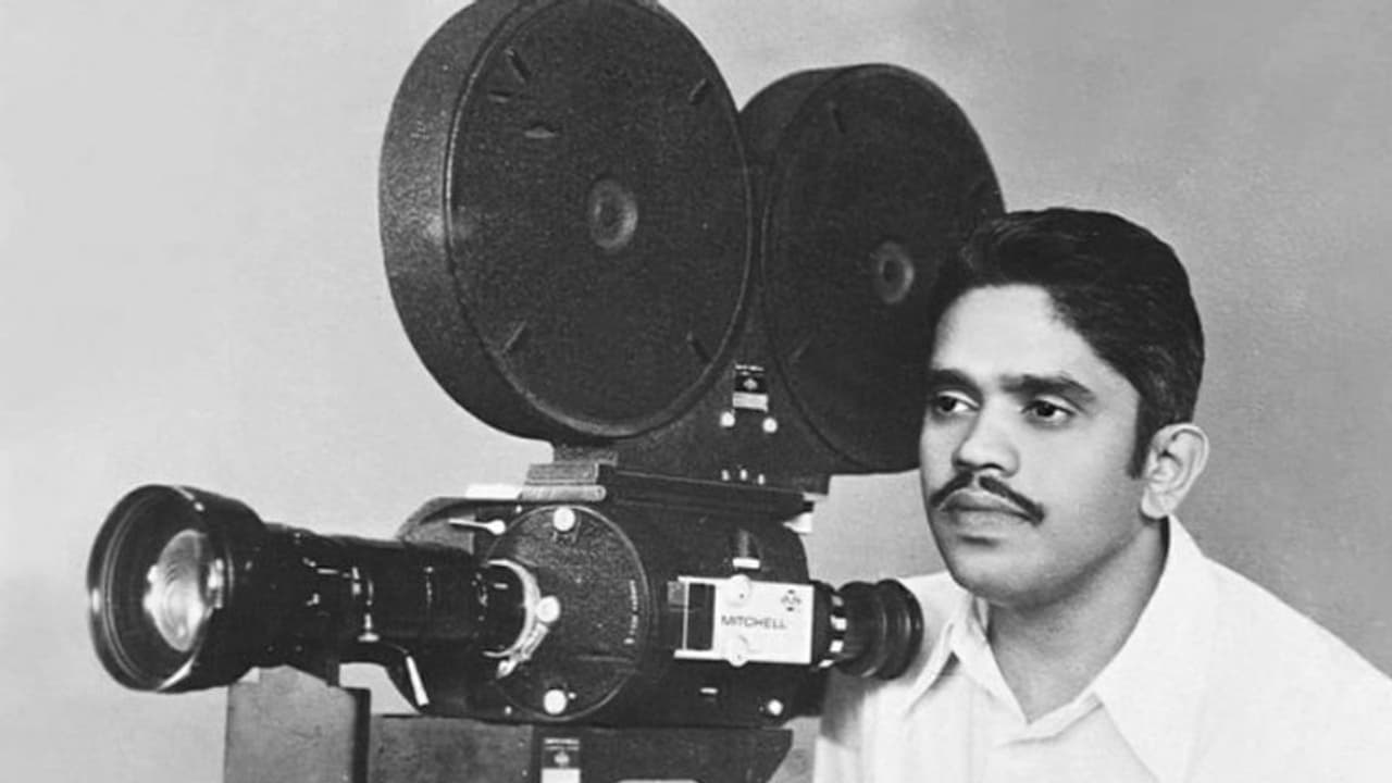 'മുന്നോട്ടുള്ള യാത്രയിലും അദ്ദേഹം ഞങ്ങളെ നയിക്കുമെന്ന ഉറപ്പുണ്ട്', കുറിപ്പുമായി സംഗീത് ശിവൻ 'മുന്നോട്ടുള്ള യാത്രയിലും അദ്ദേഹം ഞങ്ങളെ നയിക്കുമെന്ന ഉറപ്പുണ്ട്', കുറിപ്പുമായി സംഗീത് ശിവൻ