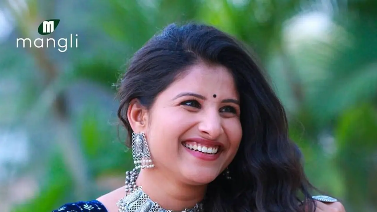 మంగ్లీ కారుకు ప్రమాదం.. ఆధ్యాత్మిక మహోత్సవానికి హాజరై తిరిగి వస్తుండగా ఘటన.. ఏమైందంటే మంగ్లీ కారుకు ప్రమాదం.. ఆధ్యాత్మిక మహోత్సవానికి హాజరై తిరిగి వస్తుండగా ఘటన.. ఏమైందంటే