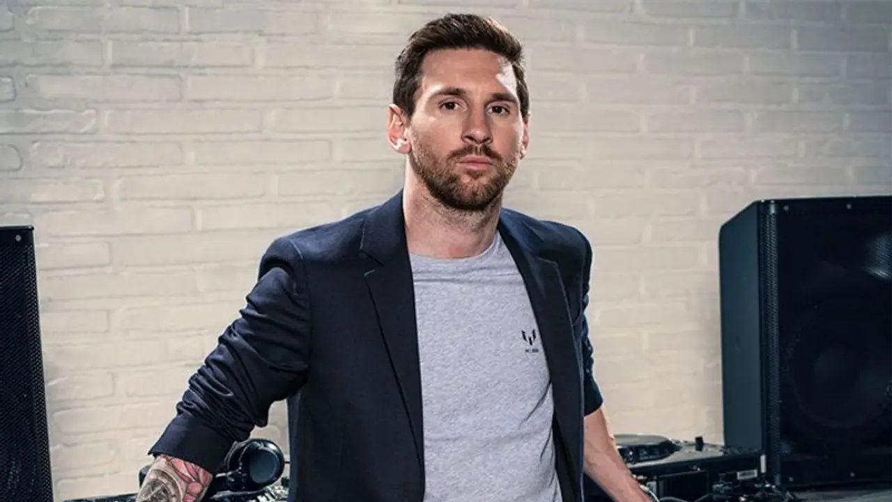 মেসির চার্টার্ড বিমানে ওঠার আগে বোমাতঙ্ক, বাতিল হয়ে গেল ছুটিতে যাওয়ার পরিকল্পনা মেসির চার্টার্ড বিমানে ওঠার আগে বোমাতঙ্ক, বাতিল হয়ে গেল ছুটিতে যাওয়ার পরিকল্পনা