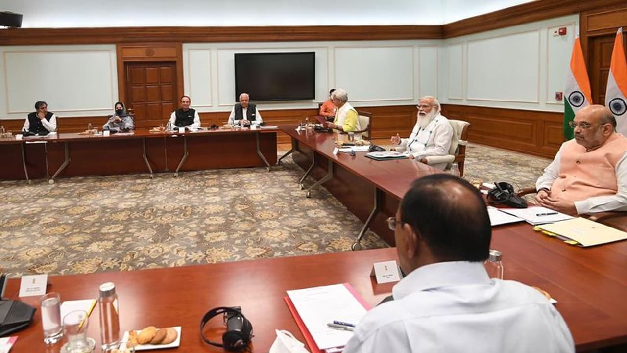 PM Modi’s all party meeting with Jammu and Kashmir leaders underway PM Modi’s all party meeting with Jammu and Kashmir leaders underway