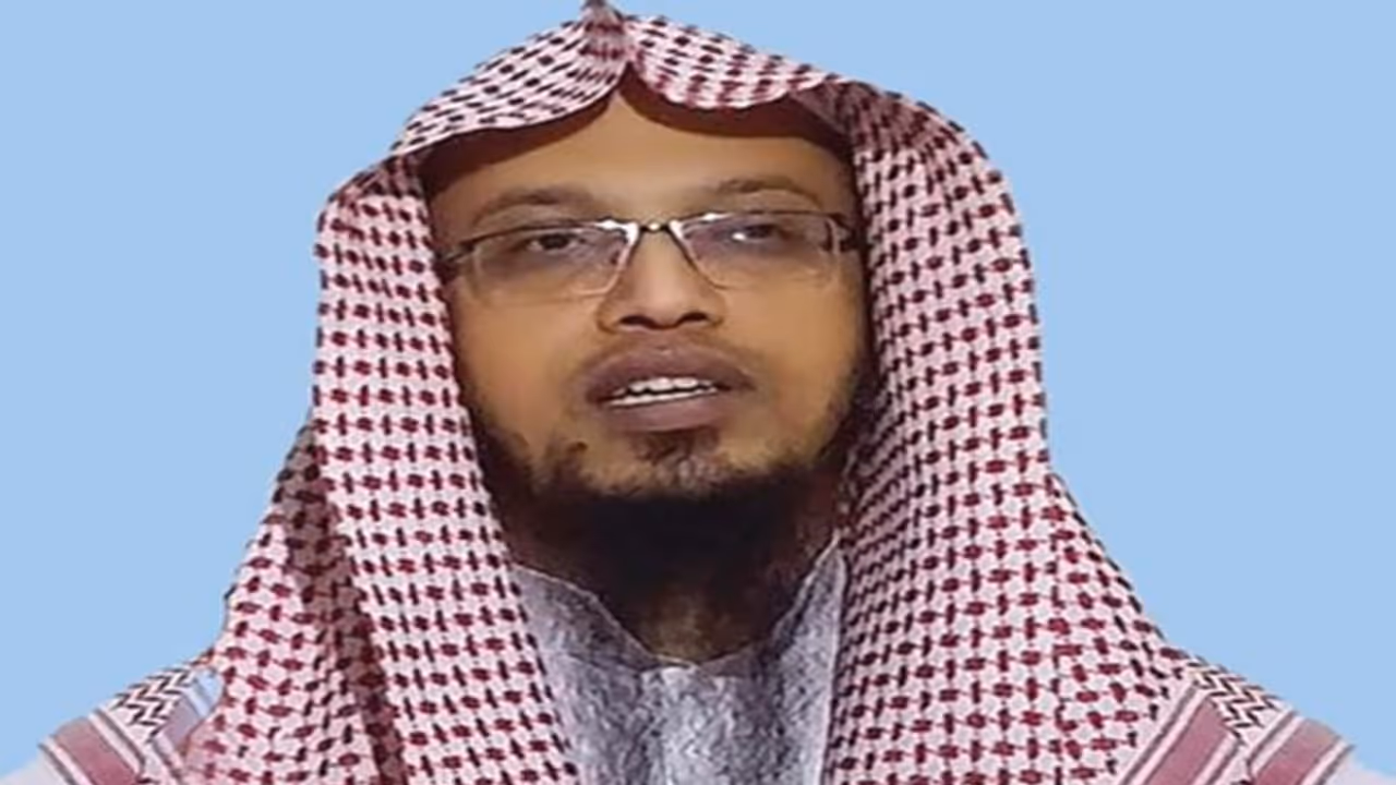 मौलवी ने फेसबुक के 'हाहा' इमोजी के खिलाफ जारी किया फतवा, कहा ये मुसलमानों के लिए हराम मौलवी ने फेसबुक के 'हाहा' इमोजी के खिलाफ जारी किया फतवा, कहा ये मुसलमानों के लिए हराम