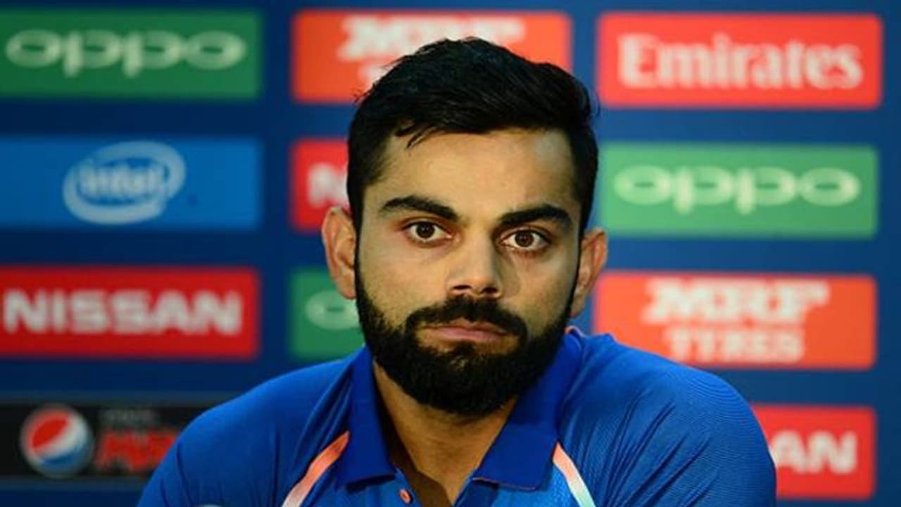 ব্যর্থতা ভুলে একসঙ্গে এগিয়ে যাওয়ার বার্তা, আবেগঘন ট্যুইট বিরাটের ব্যর্থতা ভুলে একসঙ্গে এগিয়ে যাওয়ার বার্তা, আবেগঘন ট্যুইট বিরাটের