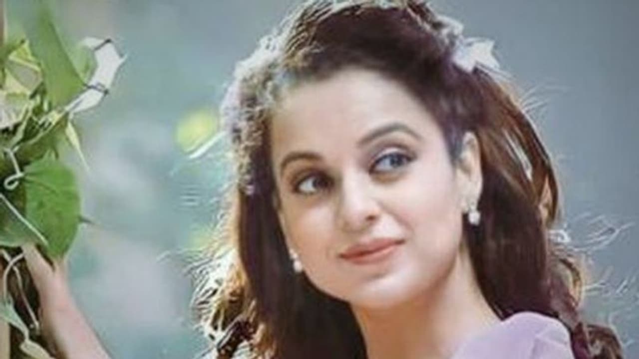 ഇന്ദിരാഗാന്ധിയുടെ ജീവിതകഥ പറയുന്ന സിനിമ സംവിധാനം ചെയ്യാൻ കങ്കണ ഇന്ദിരാഗാന്ധിയുടെ ജീവിതകഥ പറയുന്ന സിനിമ സംവിധാനം ചെയ്യാൻ കങ്കണ