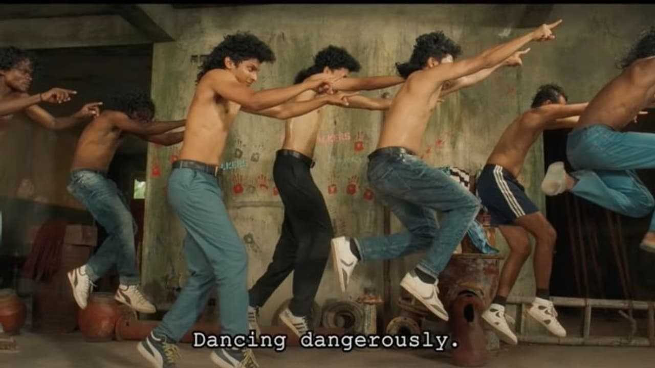 കേരളത്തിലെ 'മൈക്കിള്‍ ജാക്സണ്‍മാരു'ടെ കഥയുമായി 'മൂണ്‍വാക്ക്'; ട്രെയ്‍ലര്‍