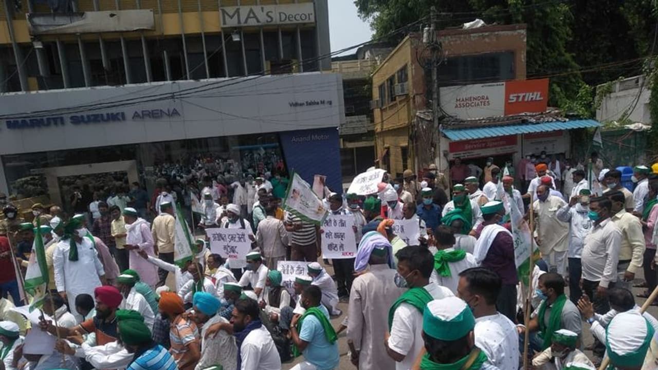 ‘You have strangulated entire city’: SC on farmers’ plea to protest at Jantar Mantar