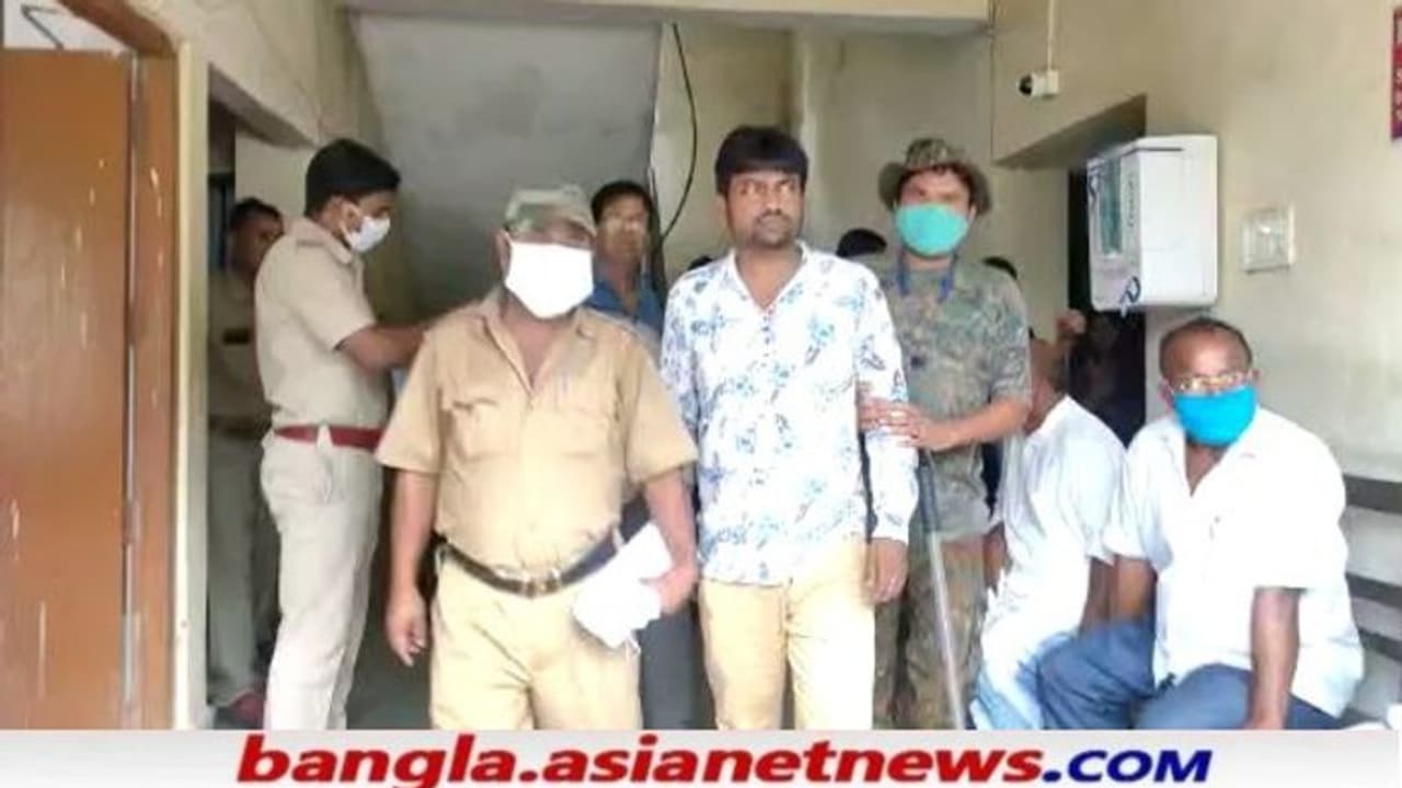 ফের ২ শিশু সহ ৭ বাংলাদেশি গ্রেফতার, তীব্র চাঞ্চল্য গোয়ালপোখরে ফের ২ শিশু সহ ৭ বাংলাদেশি গ্রেফতার, তীব্র চাঞ্চল্য গোয়ালপোখরে