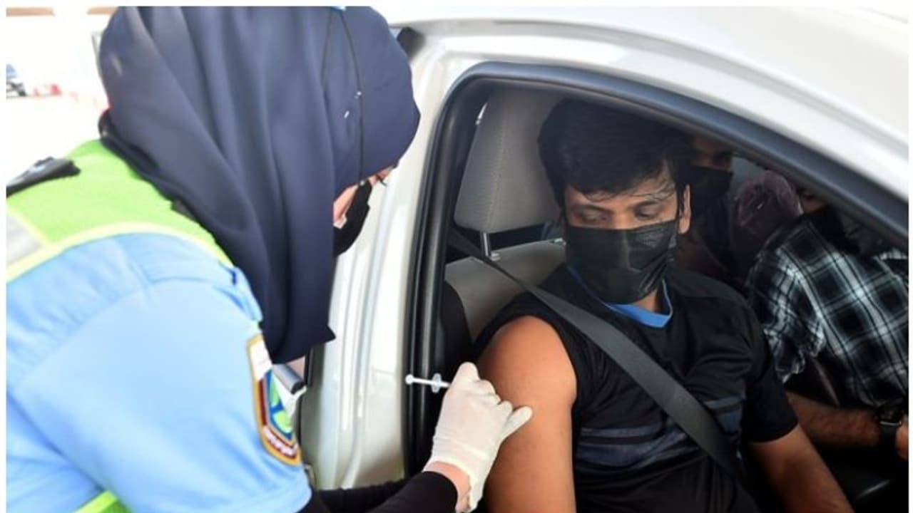 India achieves another vaccine milestone, surpasses US as 32.3 crore inoculated with COVID vaccine India achieves another vaccine milestone, surpasses US as 32.3 crore inoculated with COVID vaccine